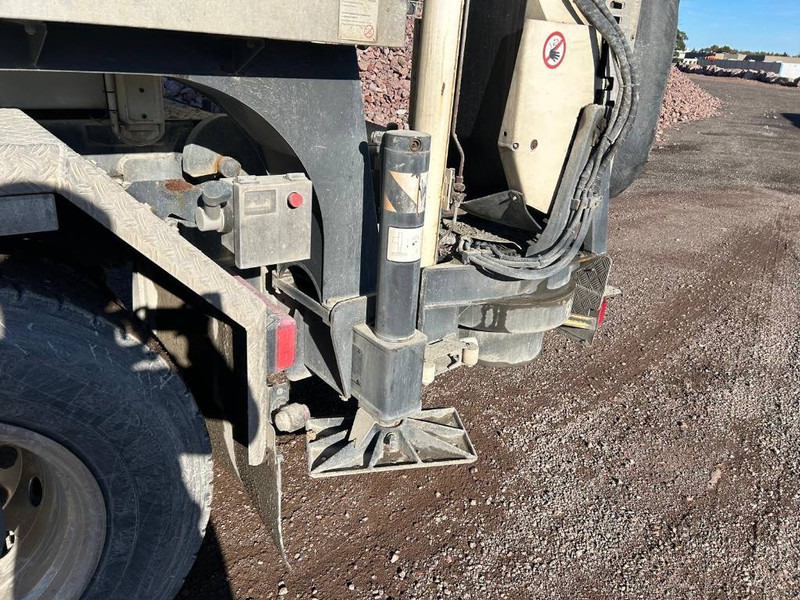 Camión hormigonera Scania P 500 XT 8x4: foto 19 Camión hormigonera Scania P 500 XT 8x4: foto 19