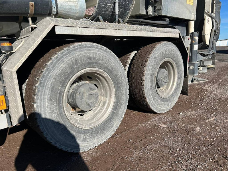 Camión hormigonera Scania P 500 XT 8x4: foto 14 Camión hormigonera Scania P 500 XT 8x4: foto 14