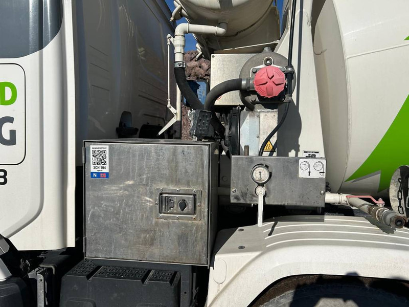 Camión hormigonera Scania P 500 XT 8x4: foto 17 Camión hormigonera Scania P 500 XT 8x4: foto 17