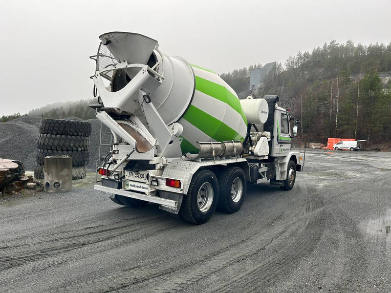Scania T112 H 6X2 - Camión hormigonera: foto 3 Scania T112 H 6X2 - Camión hormigonera: foto 3