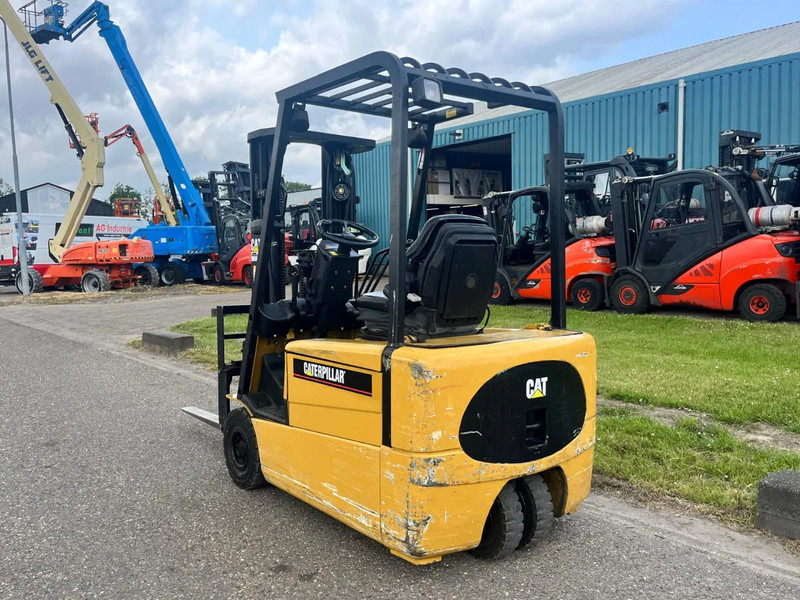 Caterpillar EP18KT - Carretilla elevadora eléctrica: foto 5 Caterpillar EP18KT - Carretilla elevadora eléctrica: foto 5