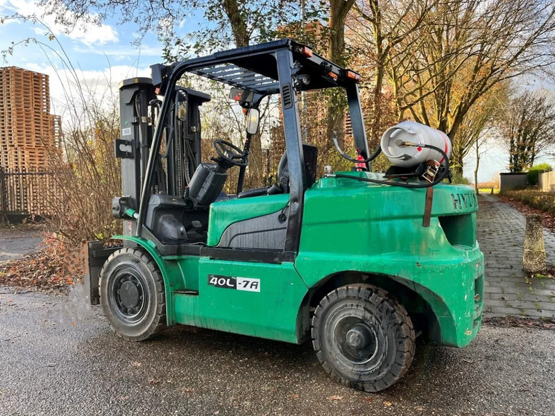 Hyundai 40L-7A - Carretilla elevadora de gas: foto 1 Hyundai 40L-7A - Carretilla elevadora de gas: foto 1