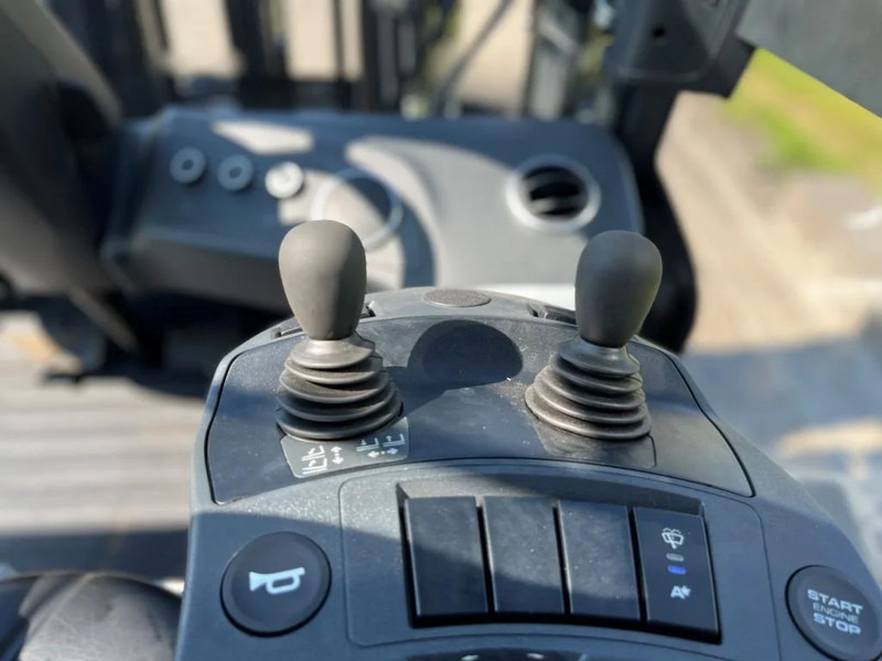 Carretilla elevadora diésel Linde H35D-01: foto 14 Carretilla elevadora diésel Linde H35D-01: foto 14