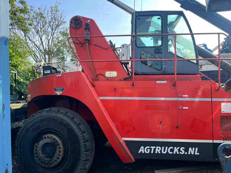 Terex Fantuzzi CS45KM FOR PARTS - Reach stacker: foto 3 Terex Fantuzzi CS45KM FOR PARTS - Reach stacker: foto 3