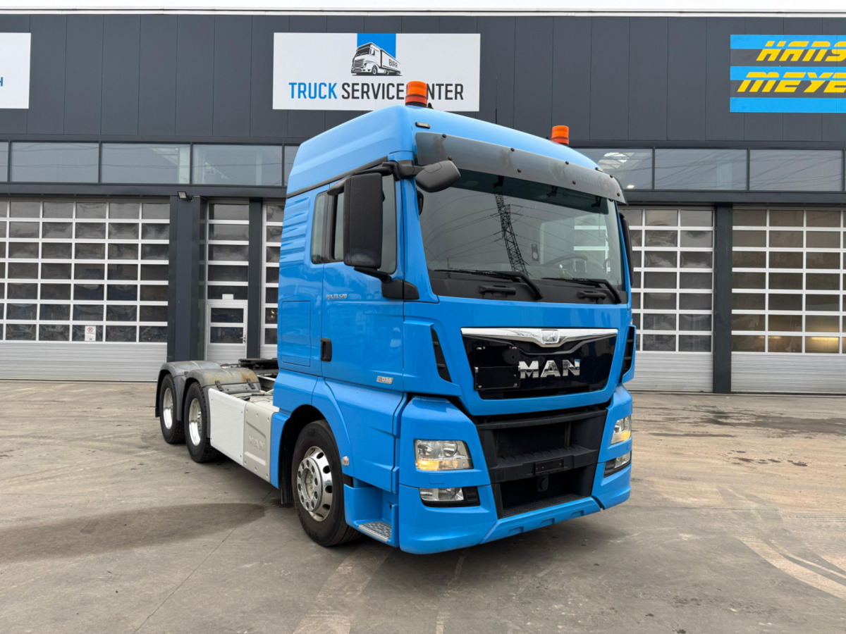 MAN TGX 33.520 6x4 - Cabeza tractora: foto 3 MAN TGX 33.520 6x4 - Cabeza tractora: foto 3