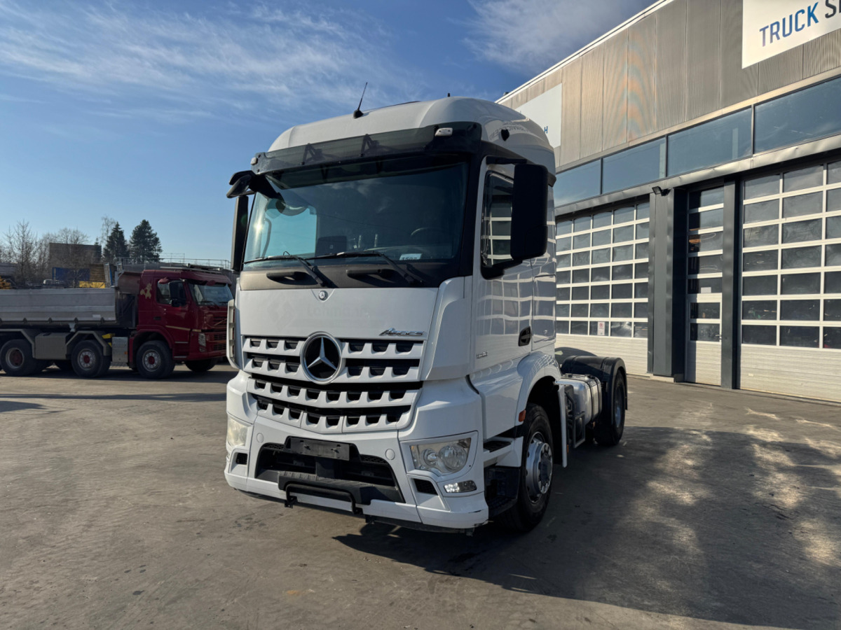 MERCEDES Arocs 1851 4x4H Kipphydraulik - Cabeza tractora: foto 1 MERCEDES Arocs 1851 4x4H Kipphydraulik - Cabeza tractora: foto 1