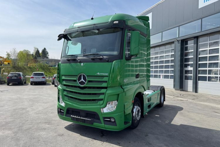 Mercedes-Benz Actros 1842 4x2 - Cabeza tractora: foto 1 Mercedes-Benz Actros 1842 4x2 - Cabeza tractora: foto 1