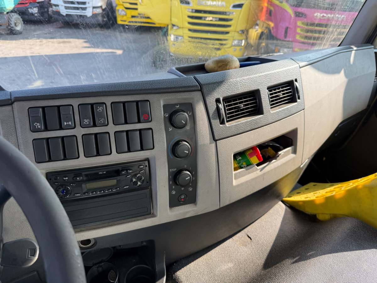 Cabeza tractora VOLVO FE-280 4x2: foto 16