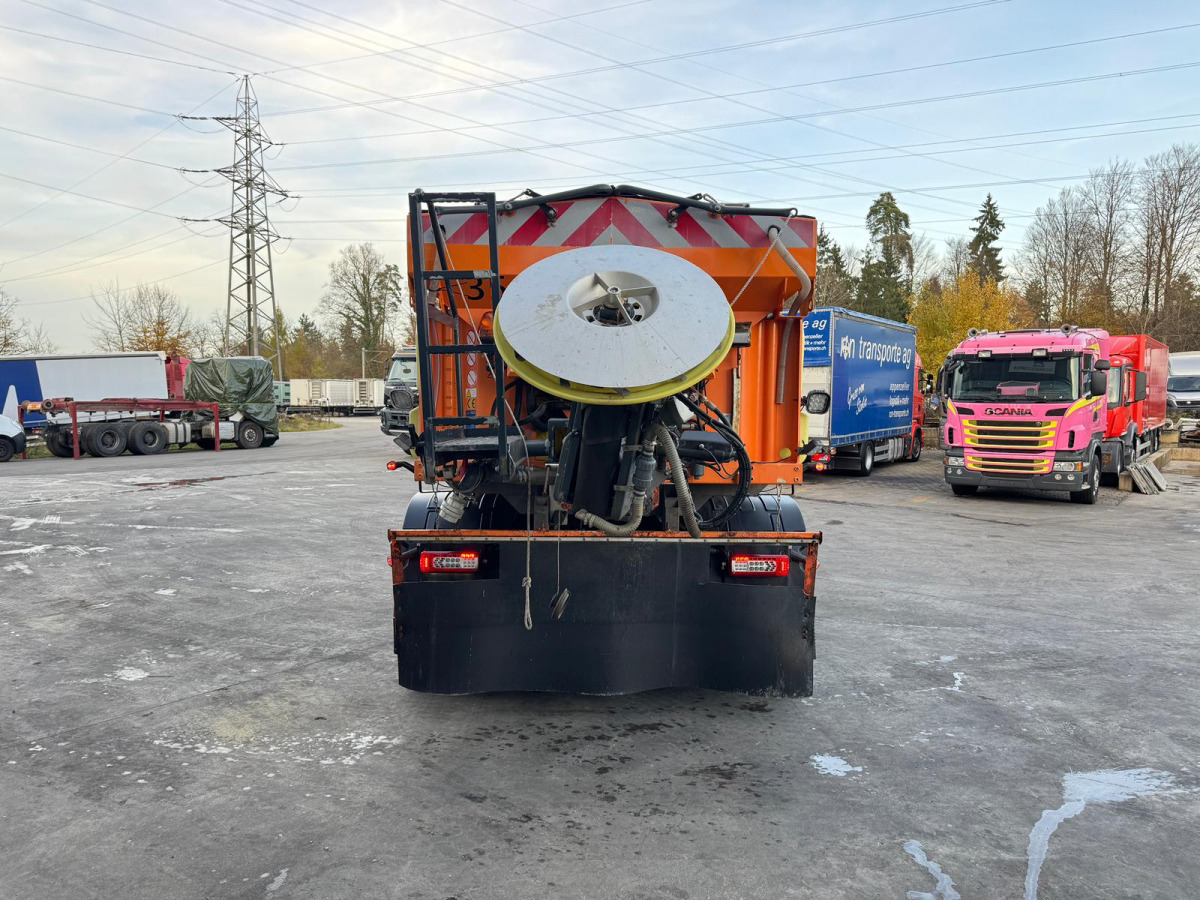 VOLVO FH-460 4x2 Winterdienst/SZM - Cabeza tractora: foto 5 VOLVO FH-460 4x2 Winterdienst/SZM - Cabeza tractora: foto 5