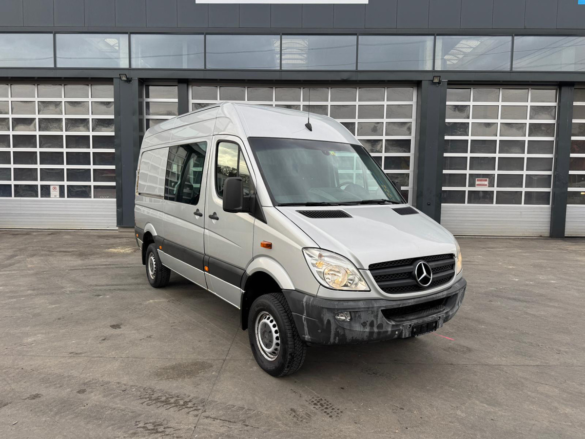 MERCEDES Sprinter 316CDI 4x4 - Furgón: foto 2 MERCEDES Sprinter 316CDI 4x4 - Furgón: foto 2