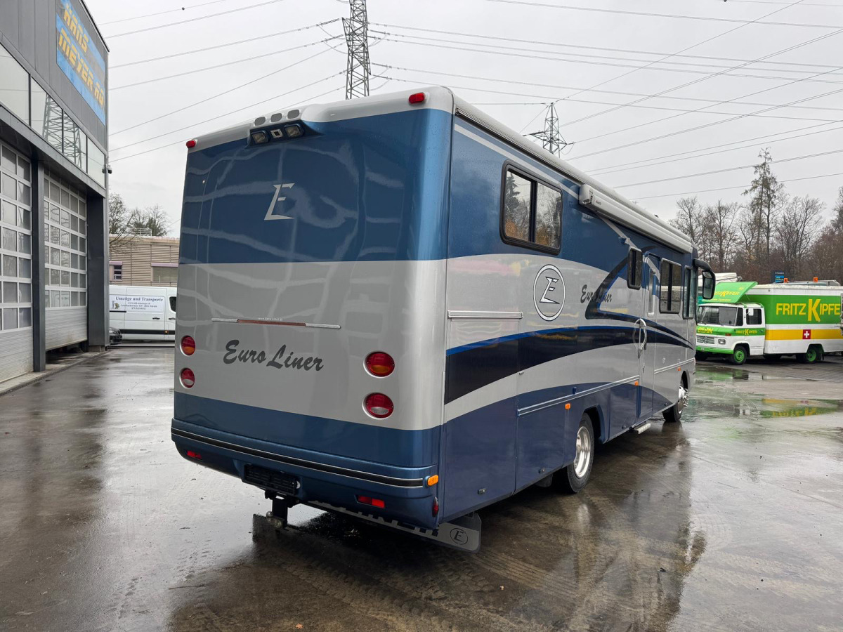 Marke Workhorse Custom Euroliner 6.5 V8 Diesel - Autocaravana integral: foto 5 Marke Workhorse Custom Euroliner 6.5 V8 Diesel - Autocaravana integral: foto 5