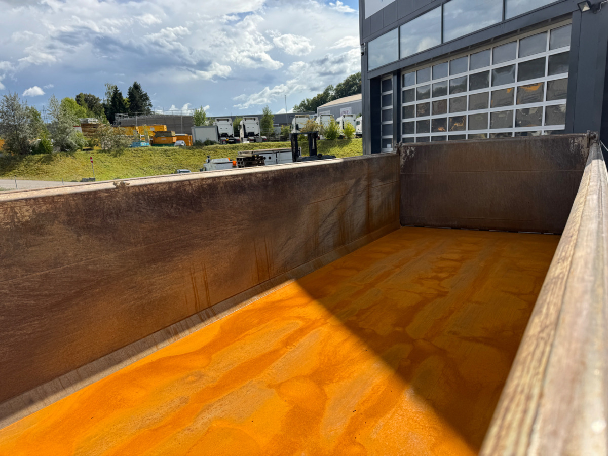 SCANIA G490 10x4 Moser 2S - Camión volquete: foto 4 SCANIA G490 10x4 Moser 2S - Camión volquete: foto 4