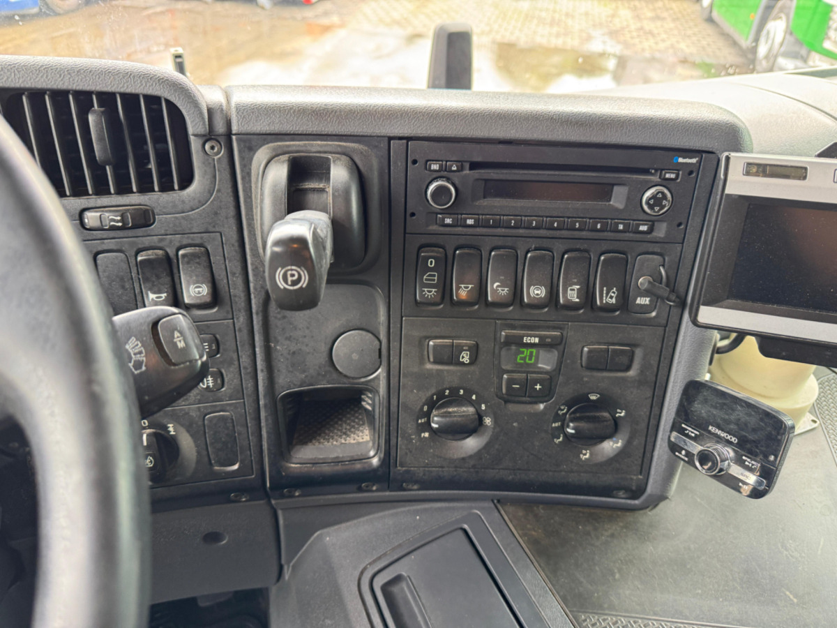 Arrendamiento de SCANIA P450 4x2 Jansky 10500 SCANIA P450 4x2 Jansky 10500: foto 18