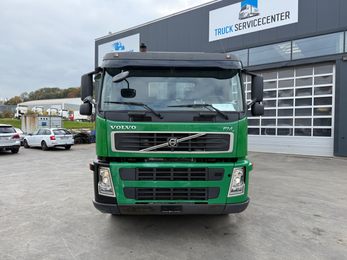 VOLVO FM-440 6x2 Getreidekipper - Camión volquete: foto 3 VOLVO FM-440 6x2 Getreidekipper - Camión volquete: foto 3