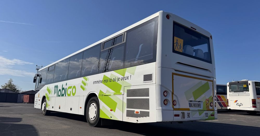Temsa Tourmalin / motor Cumminis / 60 miejsc / Euro 5 /niski przebieg km/ Cena:69000zł netto - Autobús suburbano: foto 3 Temsa Tourmalin / motor Cumminis / 60 miejsc / Euro 5 /niski przebieg km/ Cena:69000zł netto - Autobús suburbano: foto 3