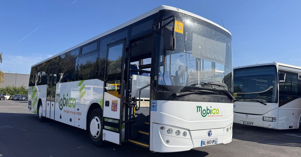 Temsa Tourmalin / motor Cumminis / 60 miejsc / Euro 5 /niski przebieg km/ Cena:69000zł netto - Autobús suburbano: foto 1 Temsa Tourmalin / motor Cumminis / 60 miejsc / Euro 5 /niski przebieg km/ Cena:69000zł netto - Autobús suburbano: foto 1