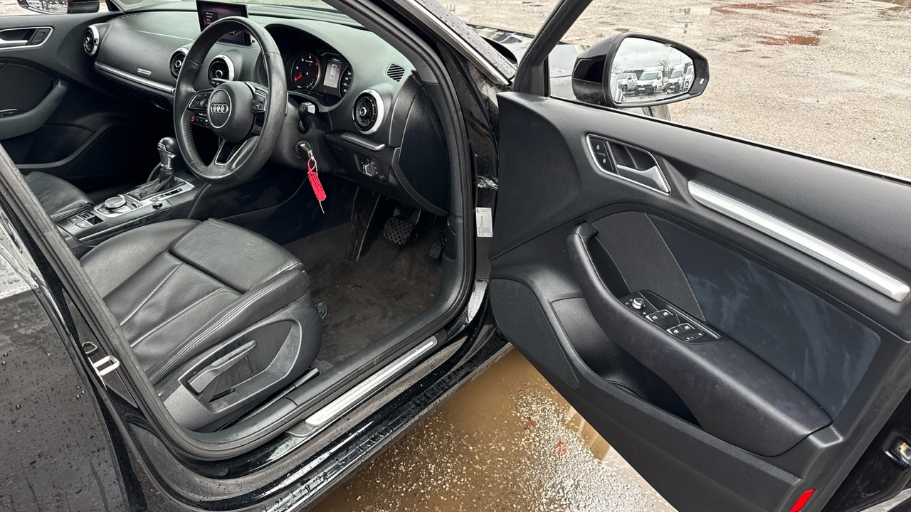 AUDI A3 30 TDI 116PS Sport S Tronic - Hatchback: foto 5 AUDI A3 30 TDI 116PS Sport S Tronic - Hatchback: foto 5