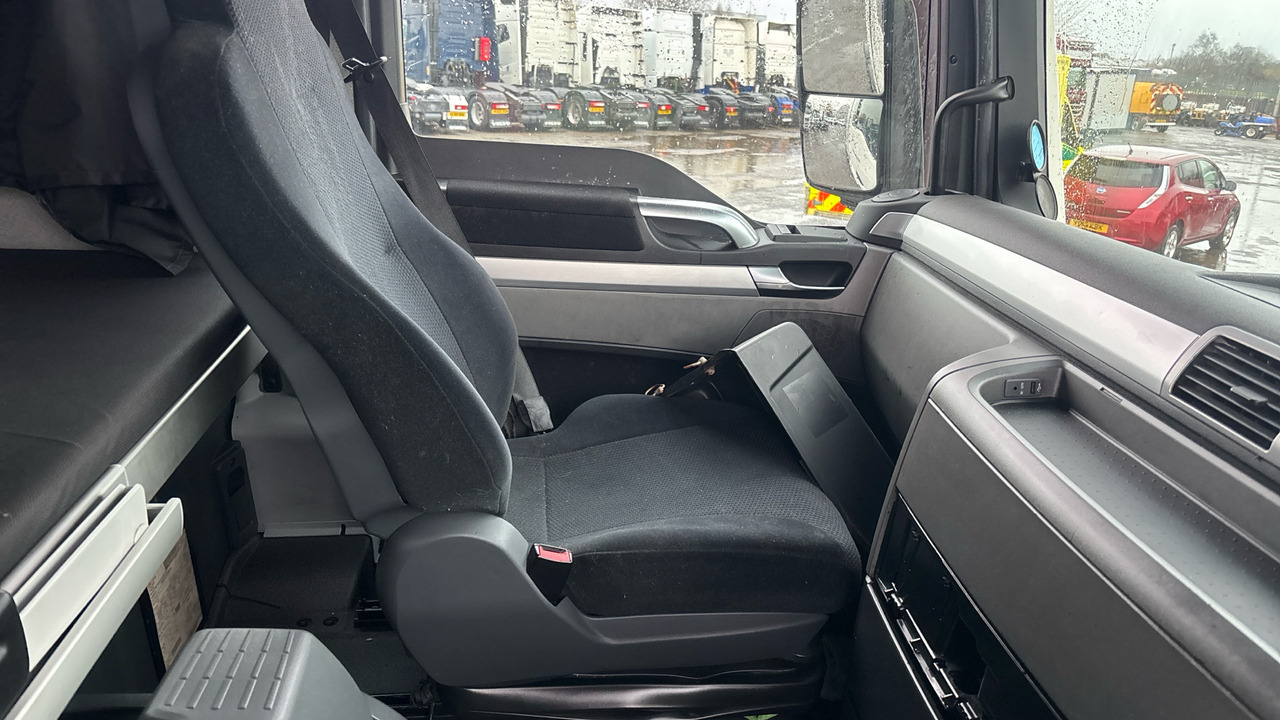 Cabeza tractora MAN TGX 26.440: foto 8