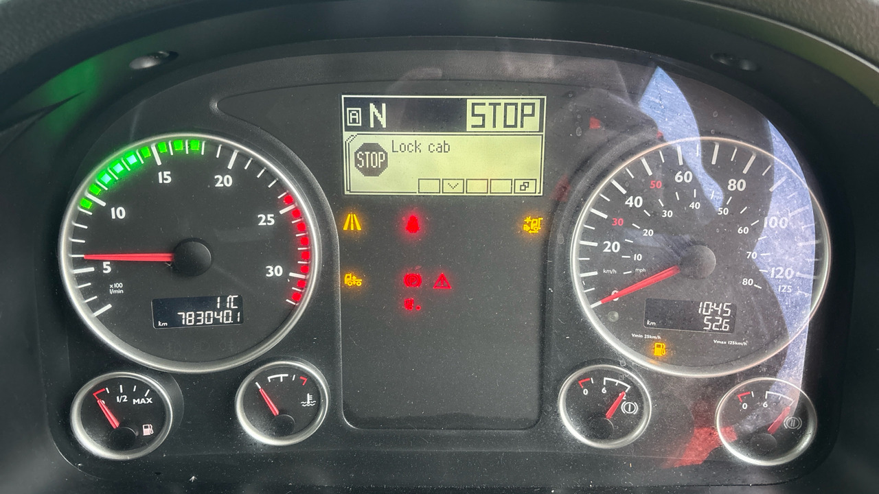 Cabeza tractora MAN TGX 26.440: foto 6