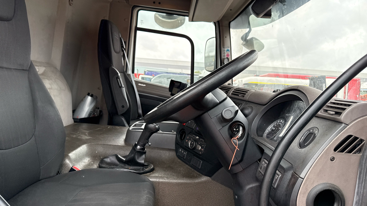 DAF CF 320 - Camión frigorífico: foto 5 DAF CF 320 - Camión frigorífico: foto 5