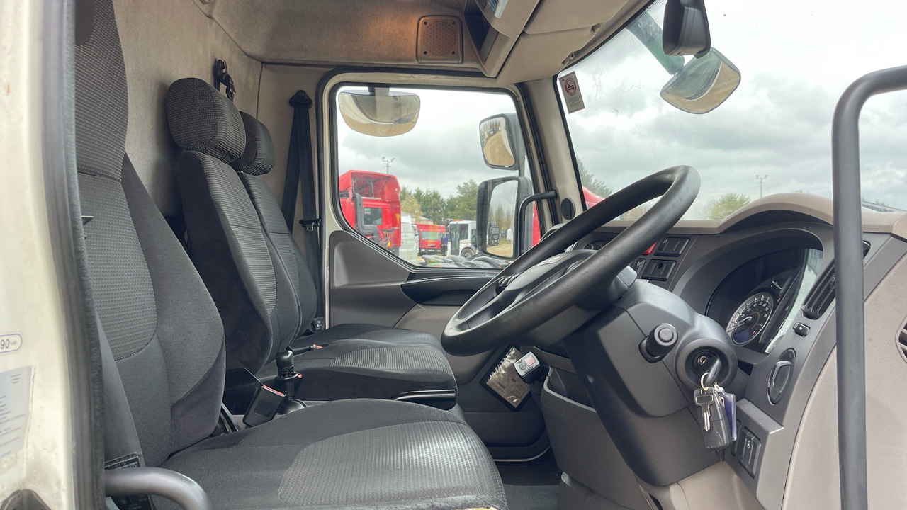 DAF LF 150 - Camión frigorífico: foto 5 DAF LF 150 - Camión frigorífico: foto 5