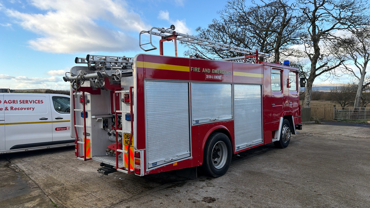 DENNIS RS 135 - Camión de bomberos: foto 4 DENNIS RS 135 - Camión de bomberos: foto 4
