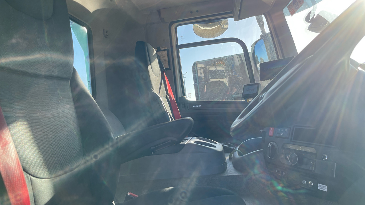 Daf CF 410 - Grua de remolque autos: foto 5 Daf CF 410 - Grua de remolque autos: foto 5