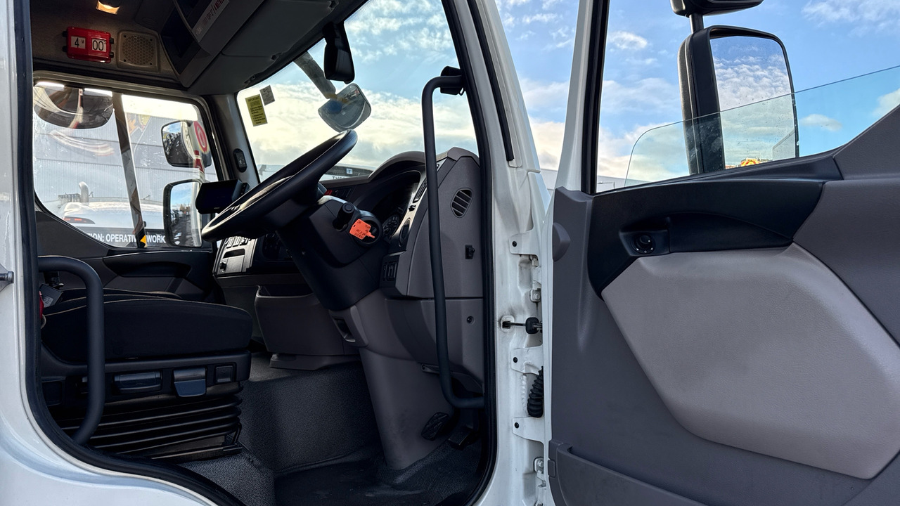 Daf LF 260 - Camión caja cerrada: foto 5 Daf LF 260 - Camión caja cerrada: foto 5