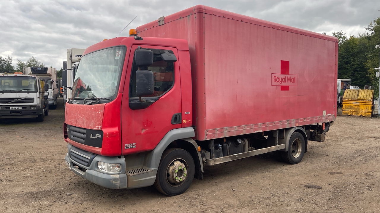 Daf LF 45.140 - Camión caja cerrada: foto 2 Daf LF 45.140 - Camión caja cerrada: foto 2