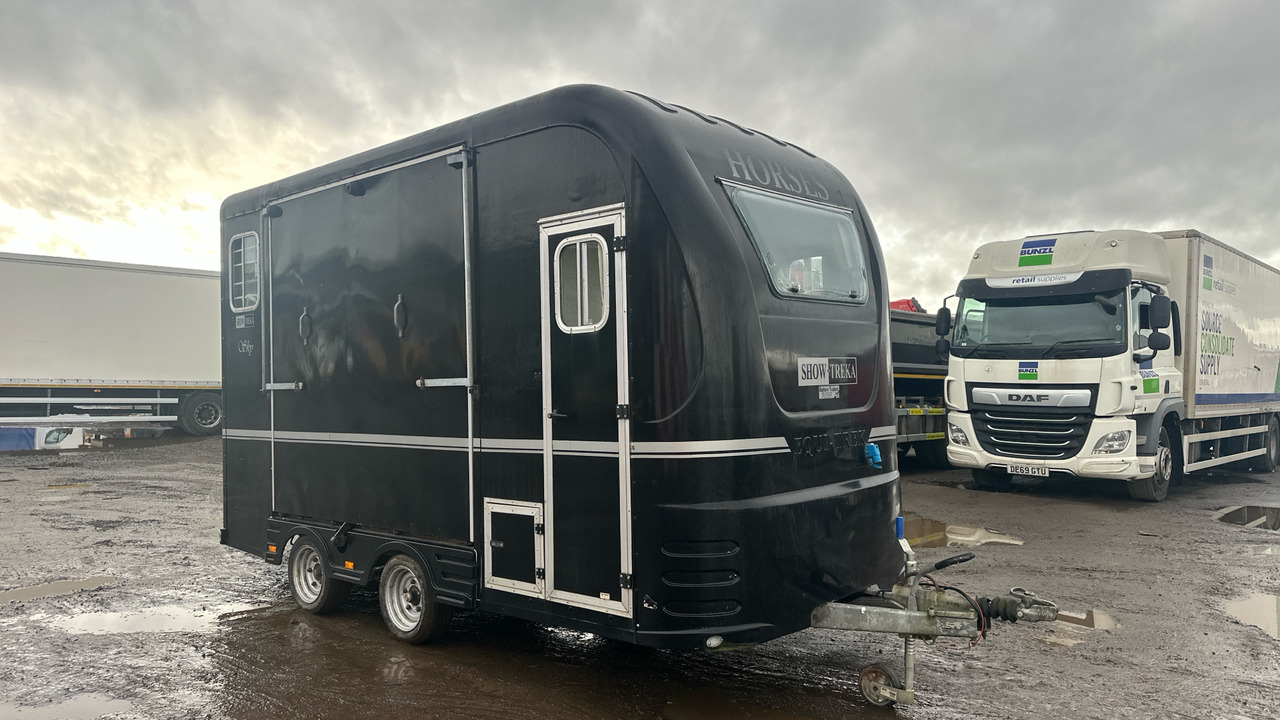 EQUI TREK SHOW TREKA - Remolque porta maquinaria: foto 2 EQUI TREK SHOW TREKA - Remolque porta maquinaria: foto 2