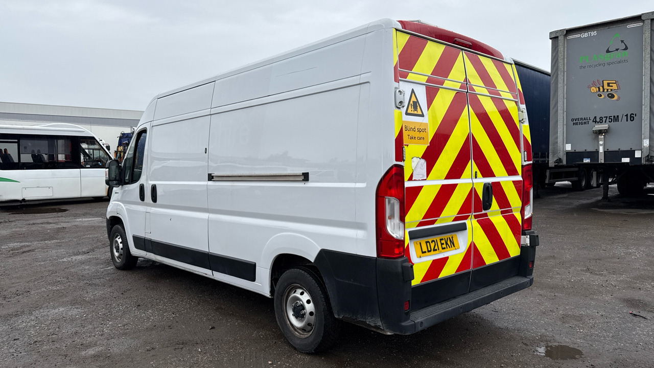 FIAT DUCATO 35 2.3 MULTIJET TECNICO 140PS - Furgón: foto 3 FIAT DUCATO 35 2.3 MULTIJET TECNICO 140PS - Furgón: foto 3