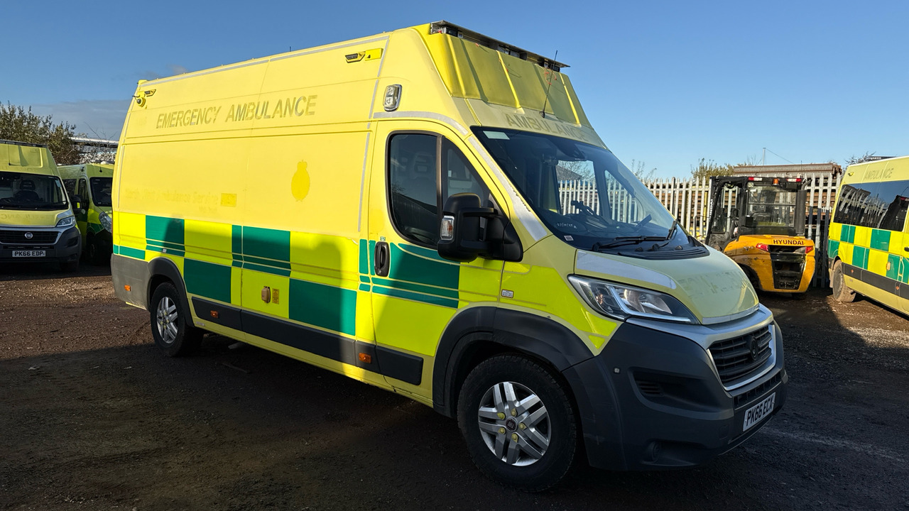 FIAT DUCATO 42 2.3 MULTIJET II - Ambulancia: foto 1 FIAT DUCATO 42 2.3 MULTIJET II - Ambulancia: foto 1