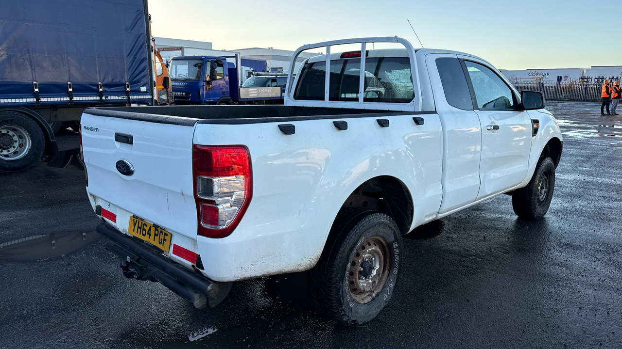 FORD RANGER XL 2.2 TDCi 150ps - Pick-up, Furgoneta combi: foto 4 FORD RANGER XL 2.2 TDCi 150ps - Pick-up, Furgoneta combi: foto 4