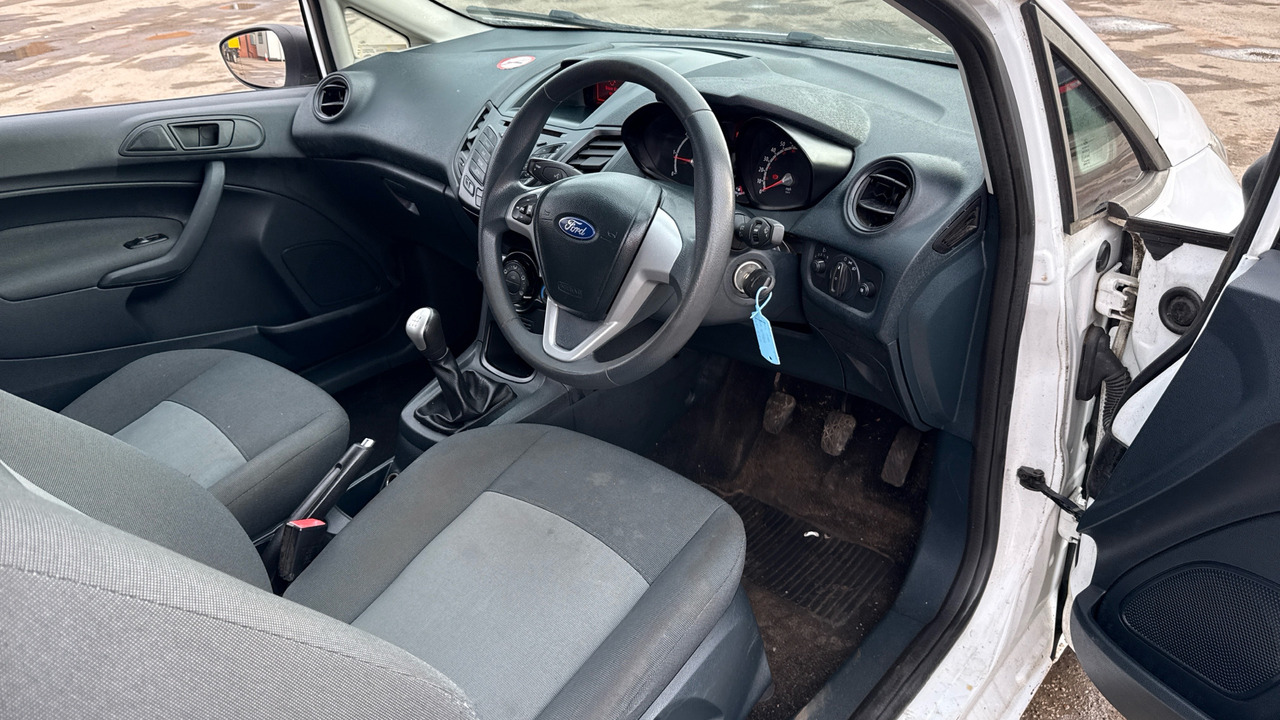 Ford Fiesta 1.4 TDCI 70PS - Coche: foto 5 Ford Fiesta 1.4 TDCI 70PS - Coche: foto 5