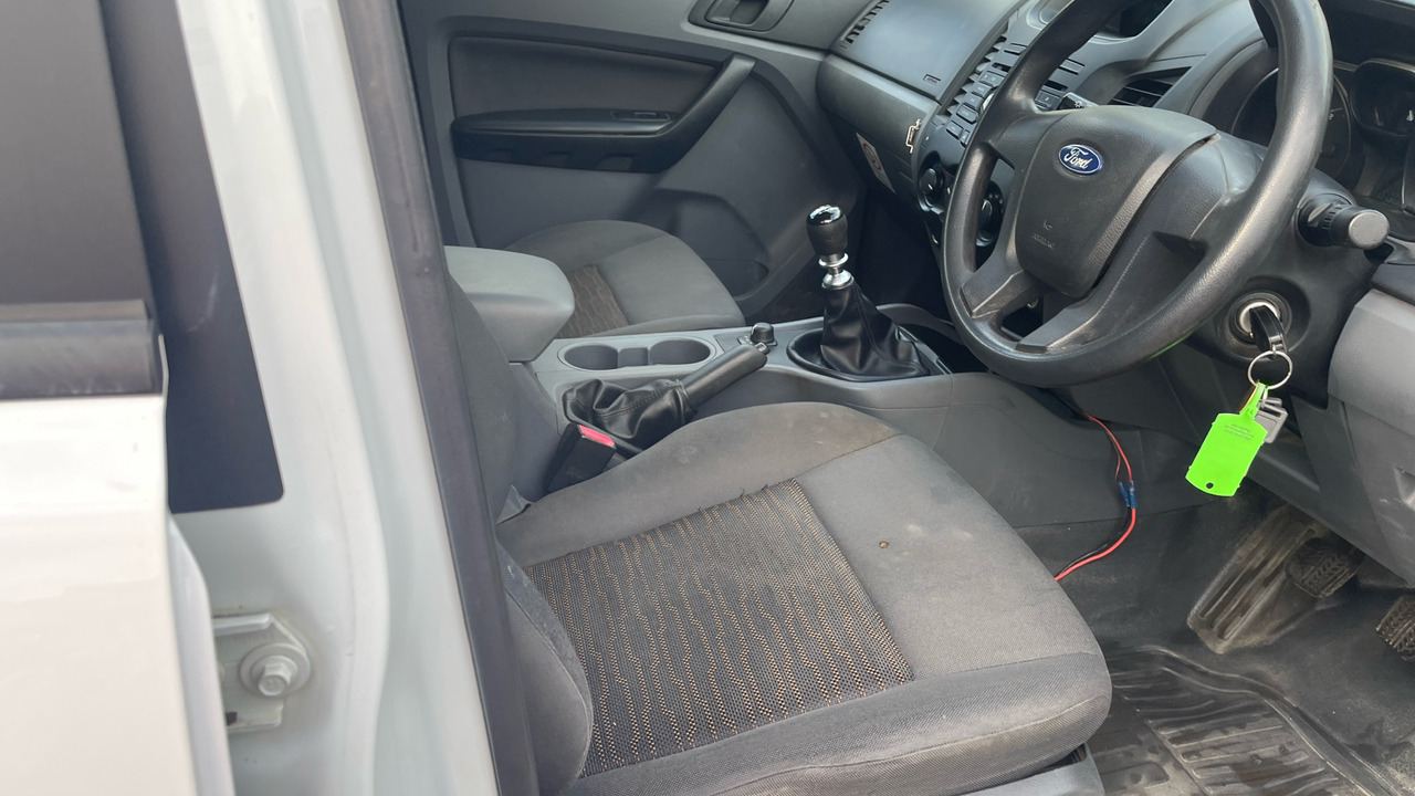 Ford Ranger XL 2.2 TDCI 150 - Pick-up, Furgoneta combi: foto 5 Ford Ranger XL 2.2 TDCI 150 - Pick-up, Furgoneta combi: foto 5