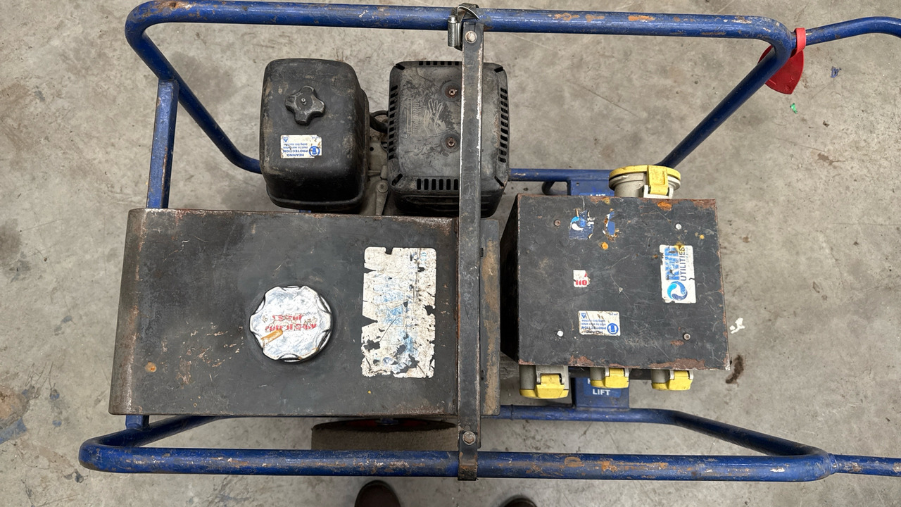 GENERATOR 7KVA, HONDA GX390 ENGINE - Equipo de construcción: foto 5 GENERATOR 7KVA, HONDA GX390 ENGINE - Equipo de construcción: foto 5