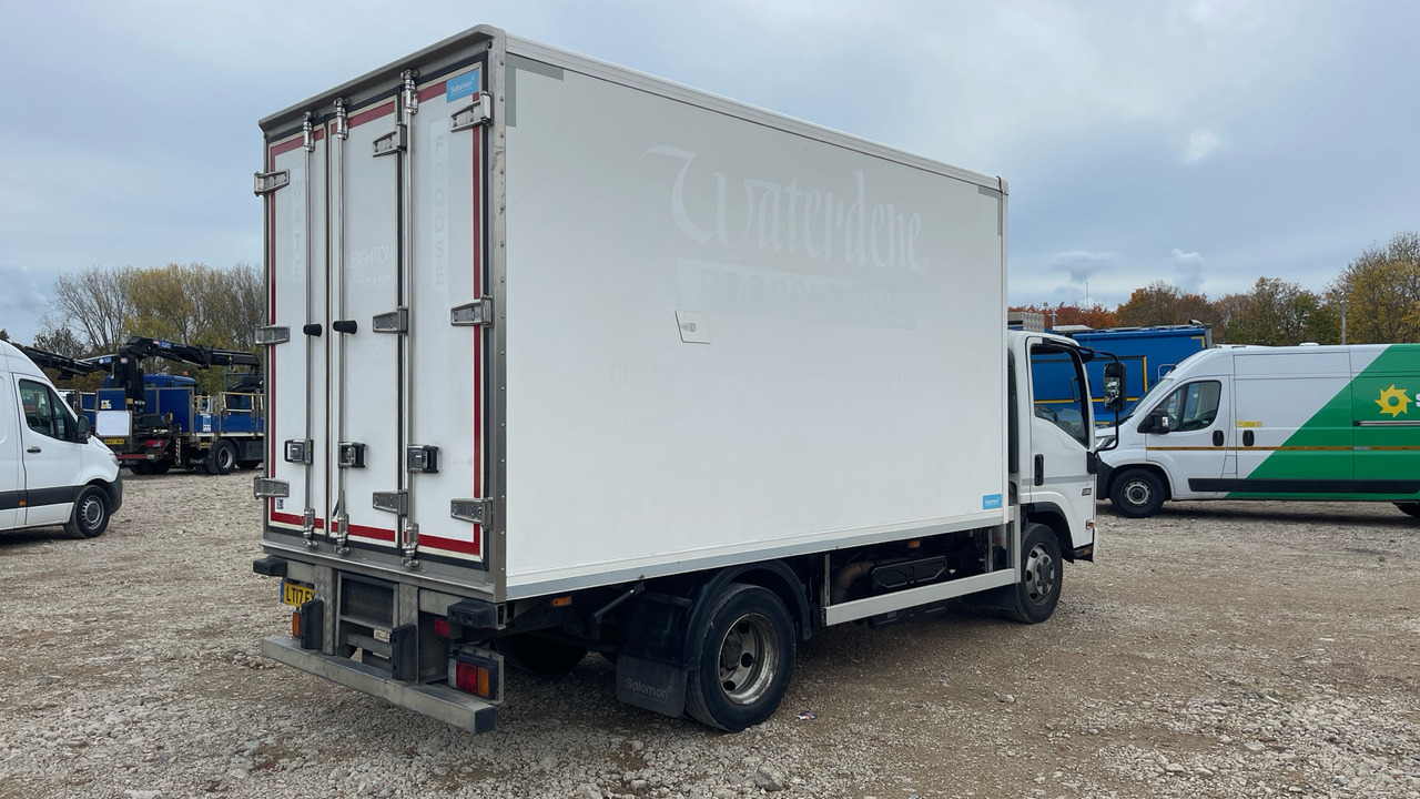 ISUZU FORWARD N75.190 - Camión frigorífico: foto 4 ISUZU FORWARD N75.190 - Camión frigorífico: foto 4