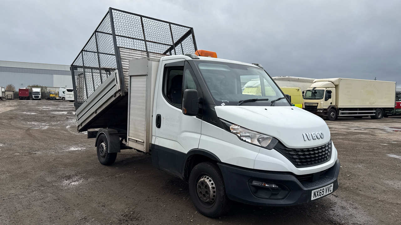 IVECO DAILY 35-120 2.3 4100 WB - Furgoneta basculante: foto 1 IVECO DAILY 35-120 2.3 4100 WB - Furgoneta basculante: foto 1
