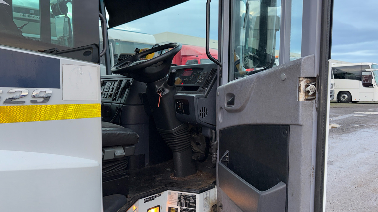 MERCEDES-BENZ ECONIC 2629 - Camión caja abierta: foto 5 MERCEDES-BENZ ECONIC 2629 - Camión caja abierta: foto 5