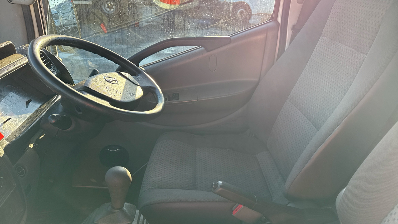 Furgoneta caja abierta NISSAN CABSTAR 35.14 dCi: foto 18