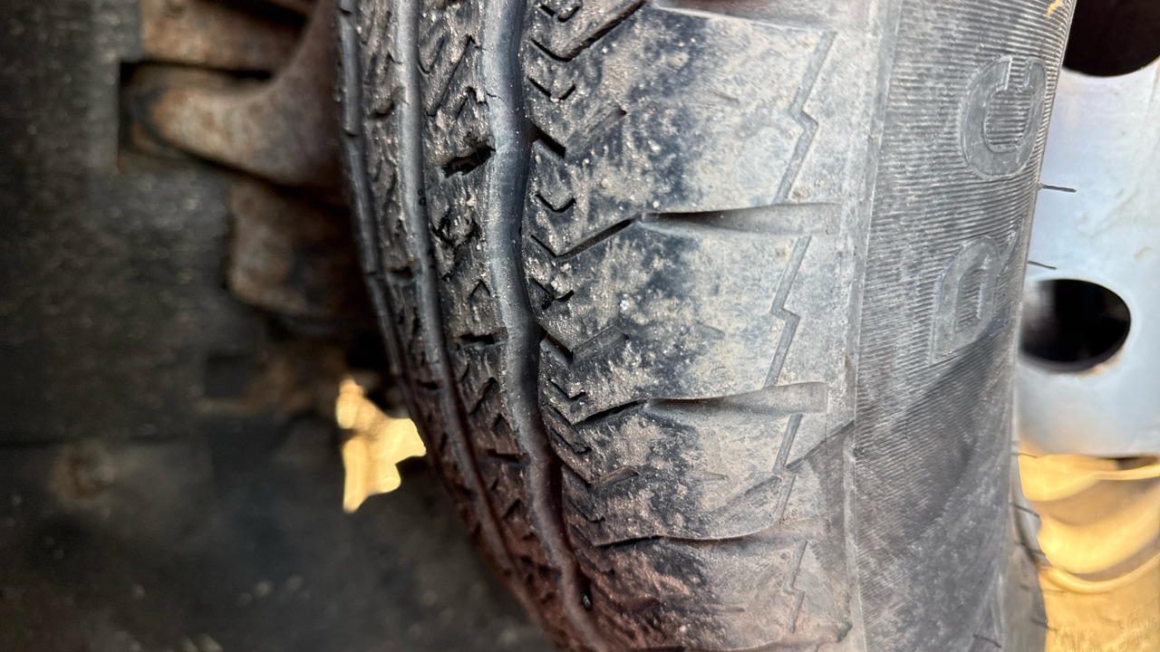 Furgoneta caja abierta NISSAN CABSTAR 35.14 dCi: foto 23