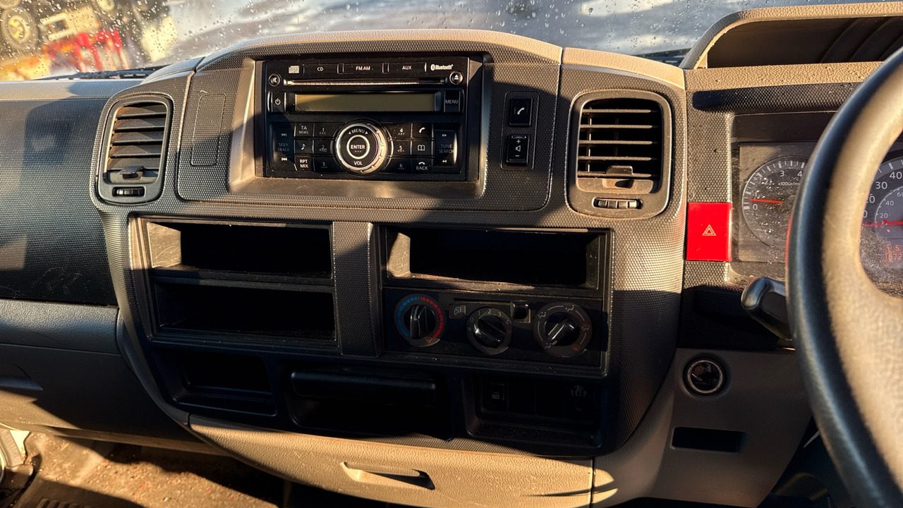 Furgoneta caja abierta NISSAN CABSTAR 35.14 dCi: foto 7