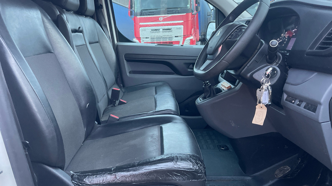 PEUGEOT EXPERT PROFESSIONAL 1.5 BLUEHDI - Furgón: foto 5 PEUGEOT EXPERT PROFESSIONAL 1.5 BLUEHDI - Furgón: foto 5