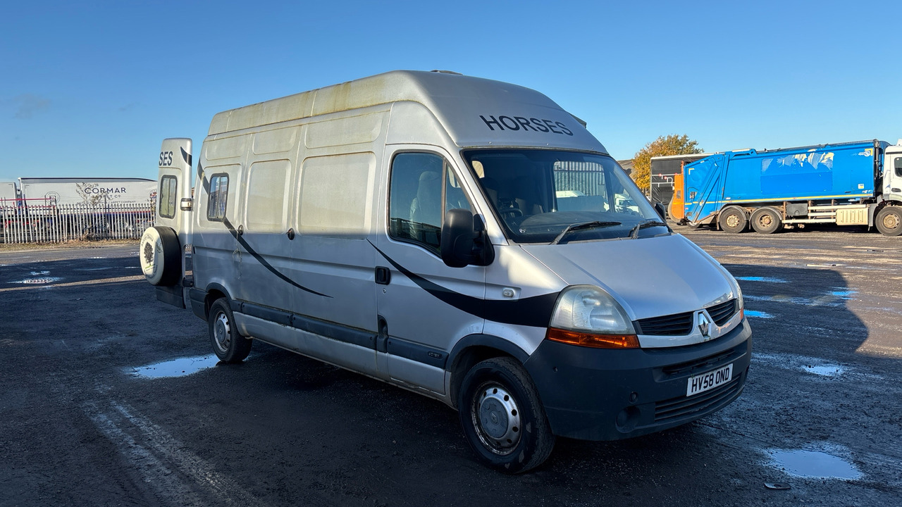 RENAULT MASTER LH35 DCi 120PS - Camión para caballos: foto 1 RENAULT MASTER LH35 DCi 120PS - Camión para caballos: foto 1