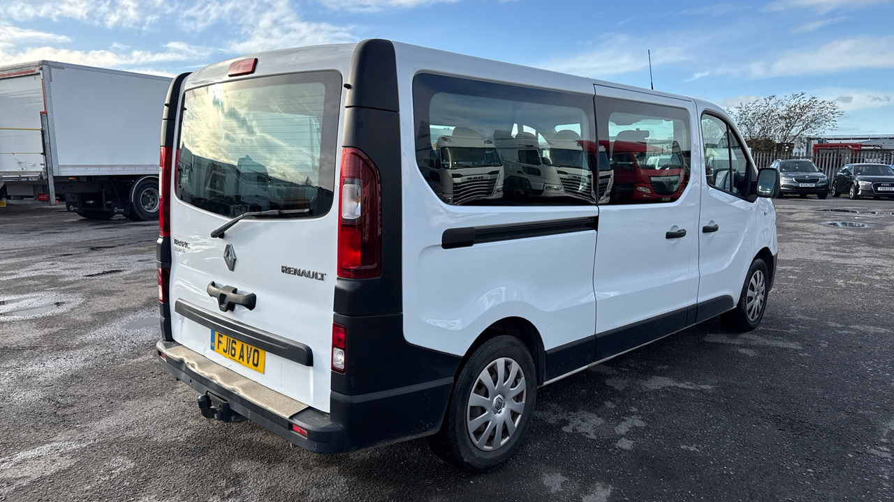 RENAULT TRAFIC LL29 ENERGY dCi 95PS Business - Minibús, Furgoneta de pasajeros: foto 4 RENAULT TRAFIC LL29 ENERGY dCi 95PS Business - Minibús, Furgoneta de pasajeros: foto 4