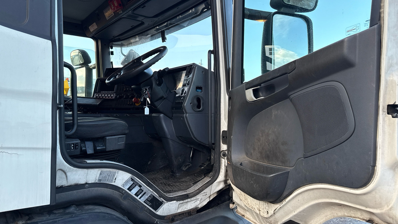 SCANIA P 280 - Camión de basura: foto 5 SCANIA P 280 - Camión de basura: foto 5