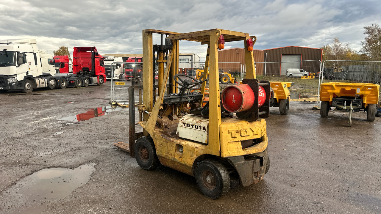 TOYOTA 42-3FG10 - Carretilla elevadora de gas: foto 3 TOYOTA 42-3FG10 - Carretilla elevadora de gas: foto 3