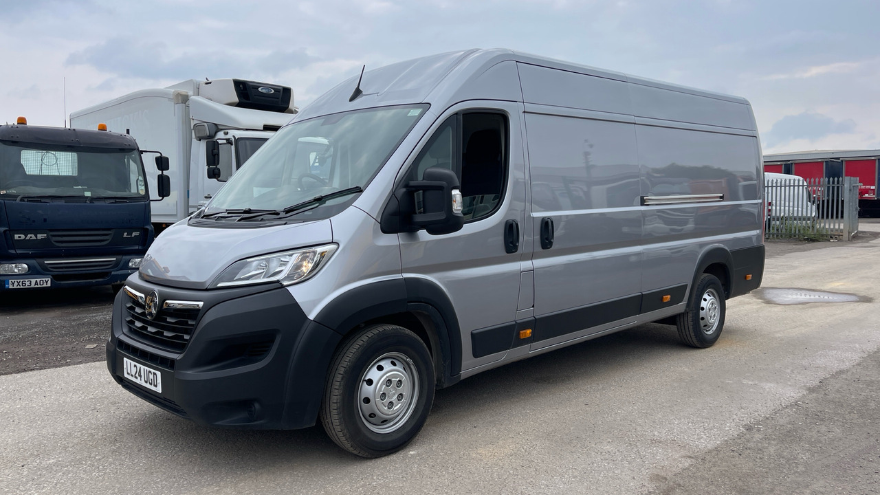 Vauxhall Movano 3500 2.2 Turbo D 140ps - Furgón: foto 2 Vauxhall Movano 3500 2.2 Turbo D 140ps - Furgón: foto 2