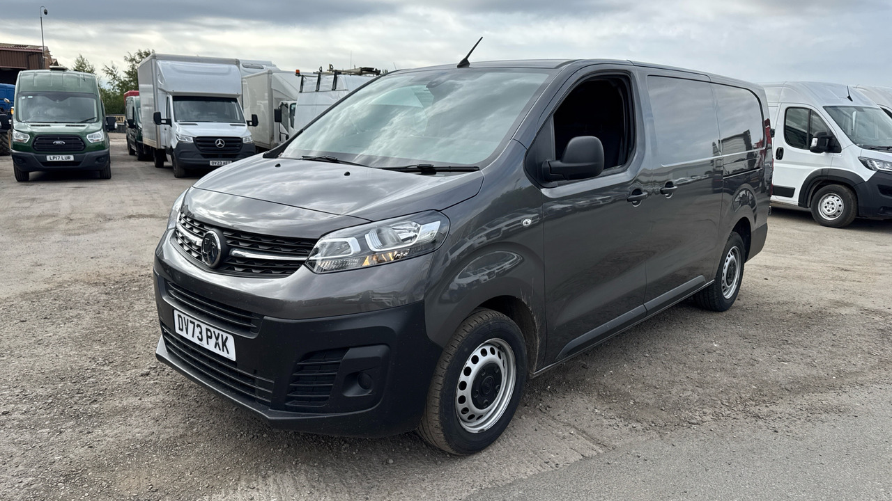 Vauxhall Vivaro 3100 2.0D 145PS PRIME - Furgoneta pequeña: foto 2 Vauxhall Vivaro 3100 2.0D 145PS PRIME - Furgoneta pequeña: foto 2