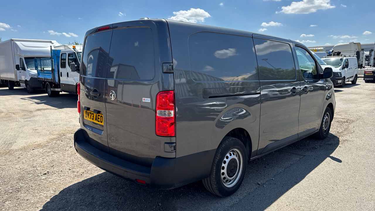 Vauxhall Vivaro 3100 2.0D 145PS PRIME - Furgoneta pequeña: foto 4 Vauxhall Vivaro 3100 2.0D 145PS PRIME - Furgoneta pequeña: foto 4